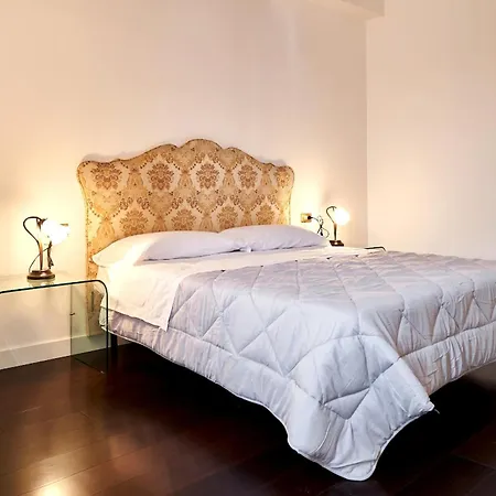 P&p Piazza Apartamento